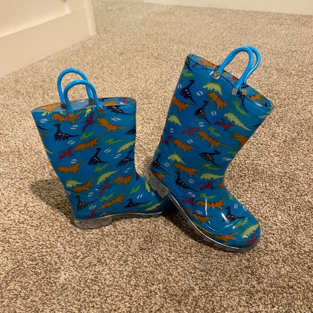 Boys dinosaur rain boots size 12